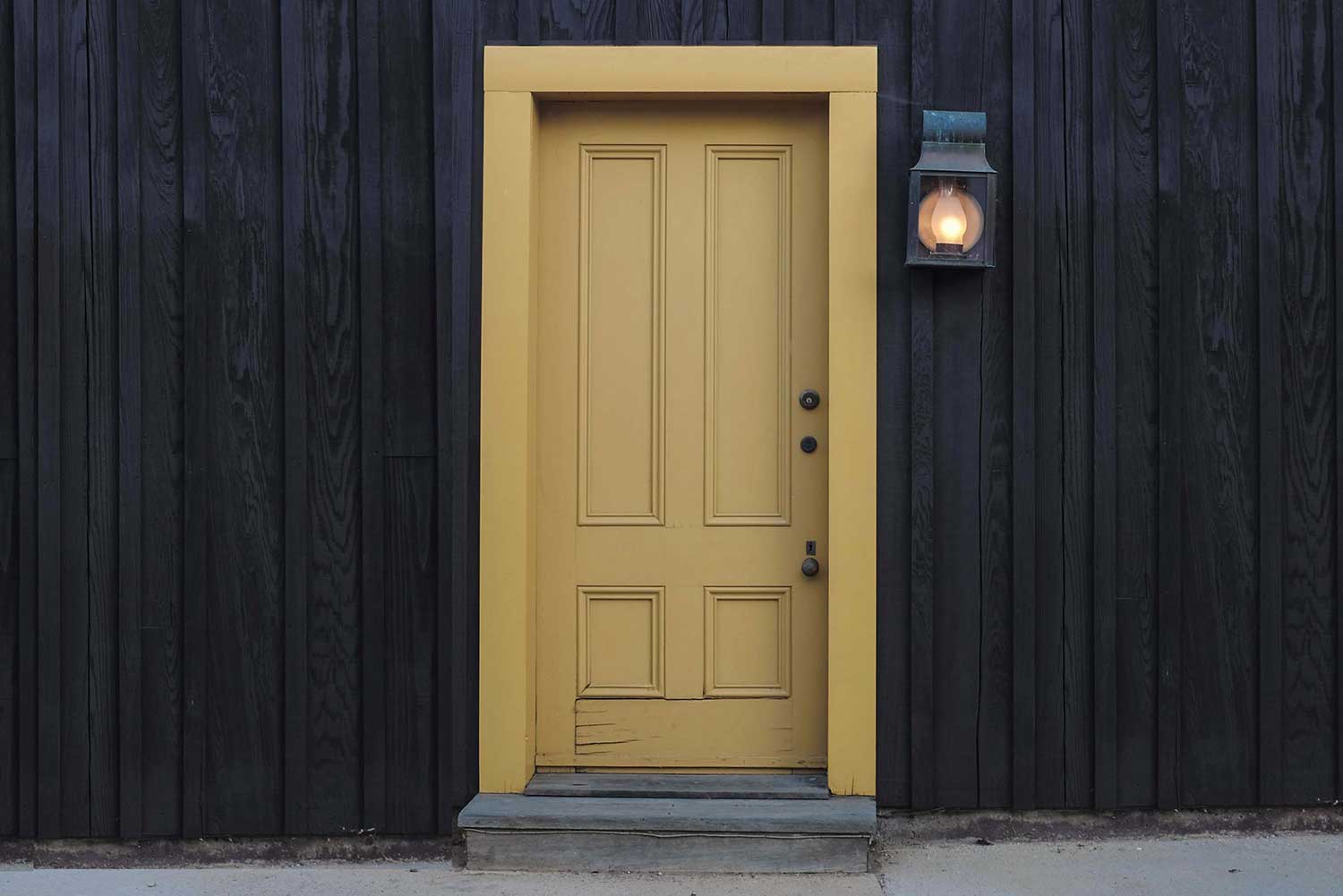 The A/C service turned out to be a loose linked to the HVAC duct